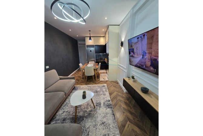 Shtepi ne shitje 2+1 ne Tirane - 180,000 Euro