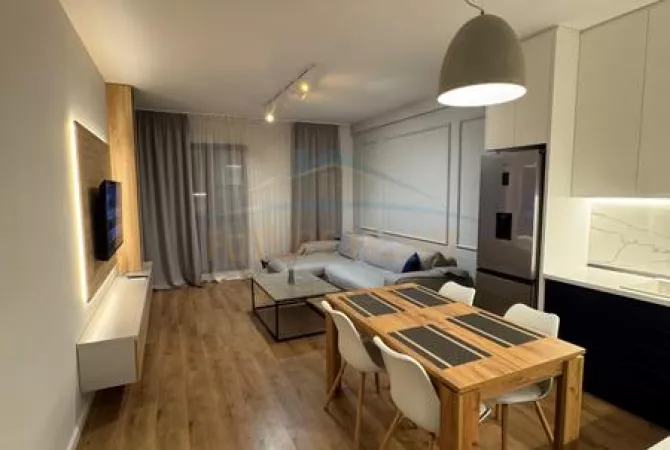 Shtepi ne shitje 2+1 ne Tirane - 260,000 Euro