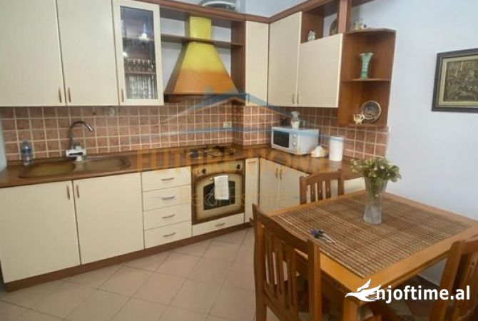 Shtepi ne shitje 1+1 ne Tirane - 155,000 Euro