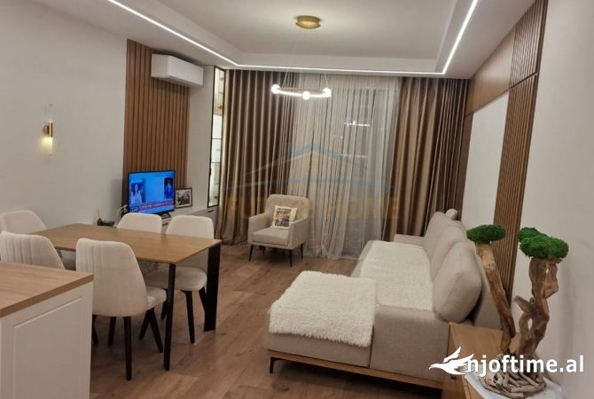 Shtepi ne shitje 2+1 ne Tirane - 225,000 Euro