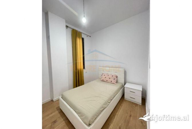 Shtepi me qera Apartament ne Tirane, 1+1, Mobilimi E mobiluar, Pagesa 900  Euro.