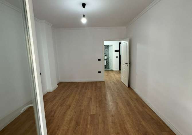 Shtepi ne shitje 2+1 ne Tirane - 165,000 Euro