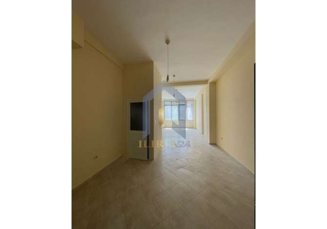 Ambient biznesi me qera 1+1 ne Tirane - 400 Euro