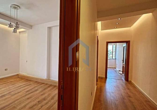 Shtepi ne shitje 2+1 ne Tirane - 178,000 Euro
