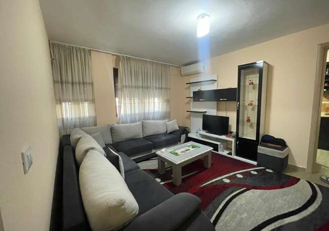 Shtepi me qera 2+1 ne Tirane - 550 Euro