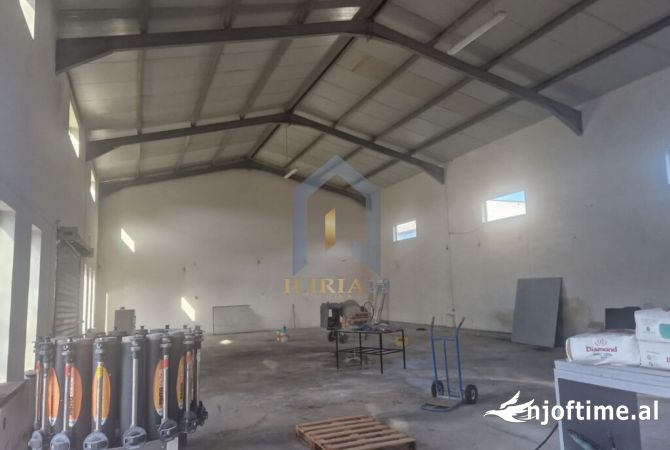 Ambient biznesi me qera 4+1 ne Tirane - 2,000 Euro