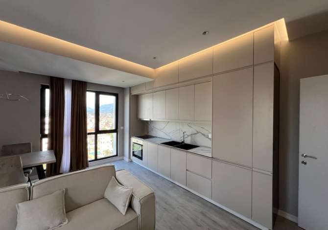 Shtepi me qera 2+1 ne Tirane - 750 Euro
