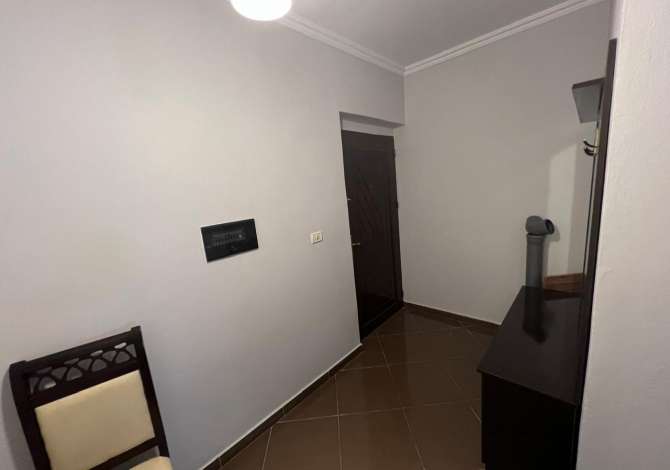 Shtepi me qera 2+1 ne Tirane - 650 Euro