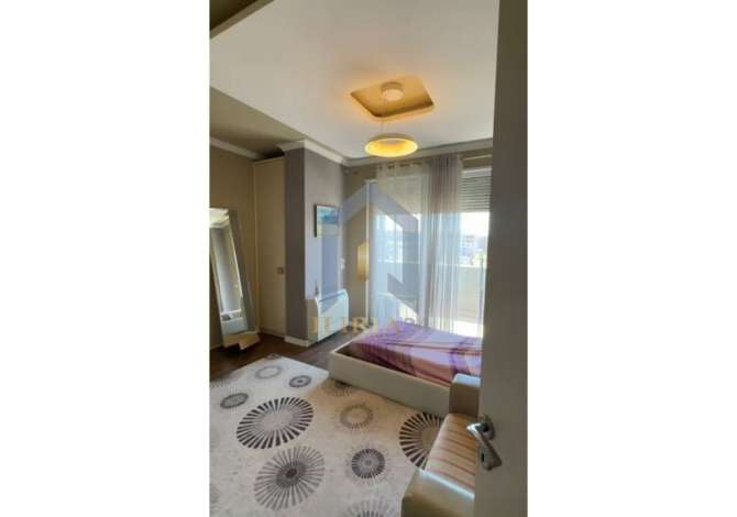 Shtepi ne shitje Apartament ne Tirane, 3+1, Mobilimi E mobiluar, Pagesa 217,000  Euro.