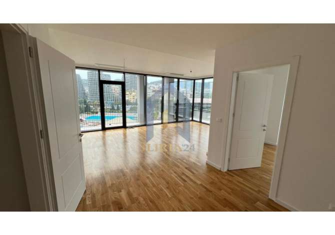 Ambient biznesi me qera 3+1 ne Tirane - 1,500 Euro