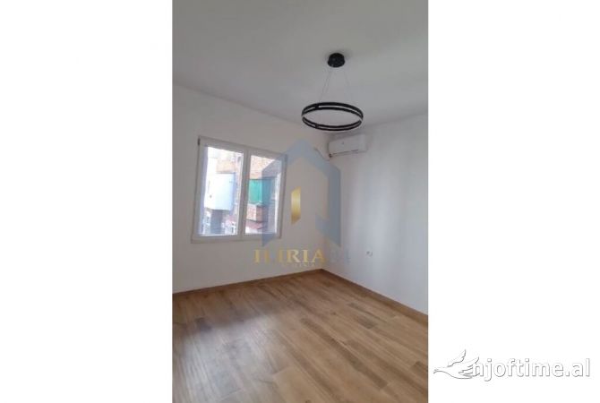 Shtepi me qera 2+1 ne Tirane - 600 Euro