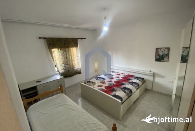 Shtepi me qera 1+1 ne Tirane - 300 Euro