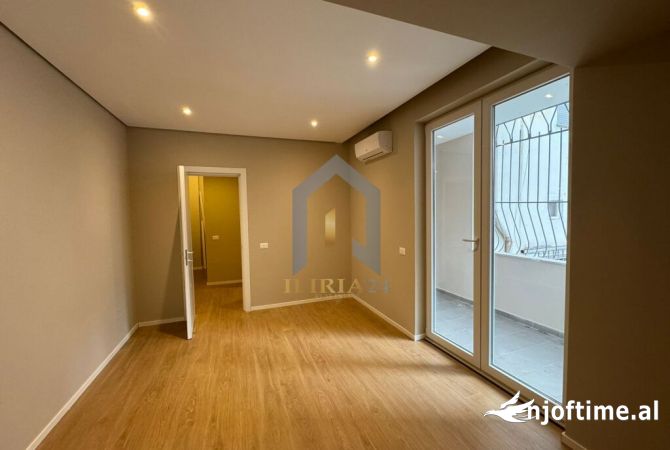 Apartament 2+1 per qira tek, "Rruga e Kavajes"