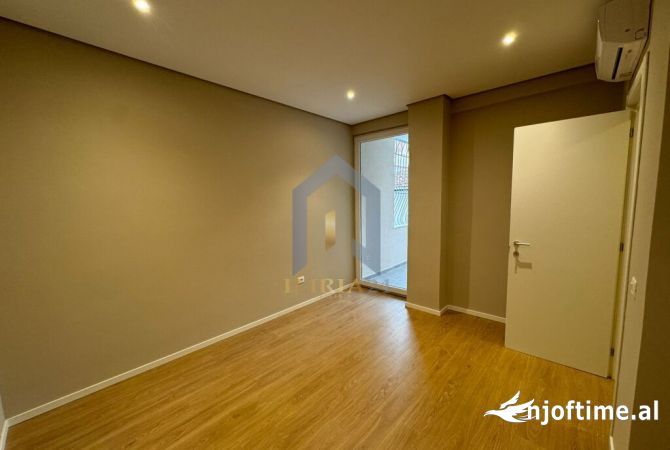 Apartament 2+1 per qira tek, "Rruga e Kavajes"