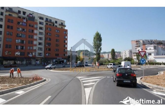 Shtepi me qera 1+1 ne Tirane - 380 Euro