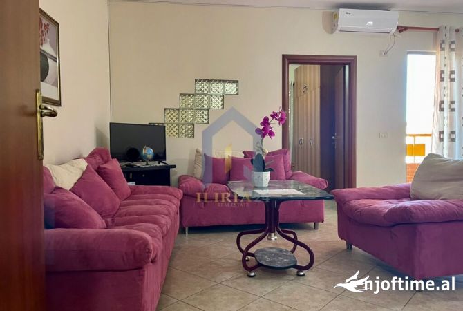 Shtepi me qera 1+1 ne Tirane - 430 Euro