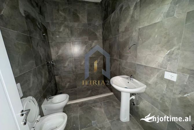 Shtepi me qera Apartament ne Tirane, 1+1, Mobilimi Bosh, pa mobiluar, Pagesa 350  Euro.
