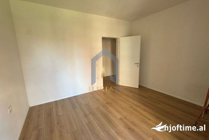 Shtepi me qera 2+1 ne Tirane - 550 Euro