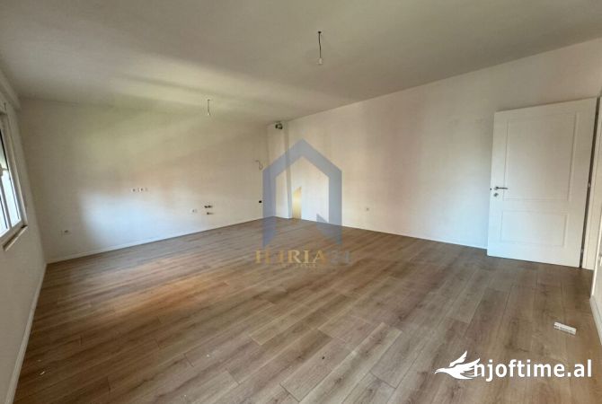 Shtepi me qera 2+1 ne Tirane - 550 Euro