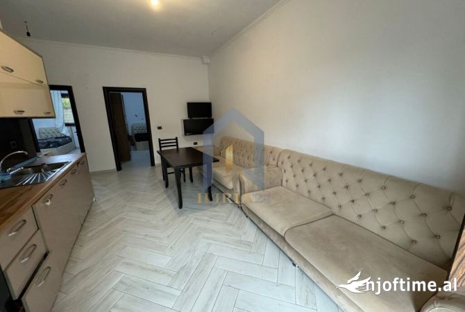 Shtepi me qera 1+1 ne Tirane - 300 Euro
