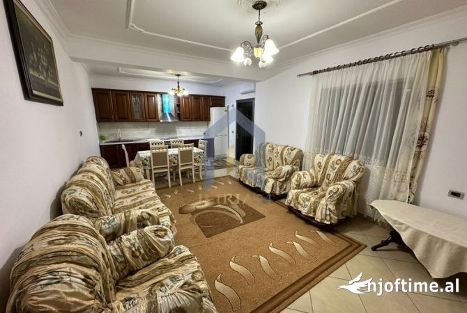 Shtepi me qera 2+1 ne Tirane - 500 Euro