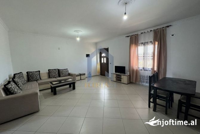 Shtepi me qera 2+1 ne Tirane - 390 Euro