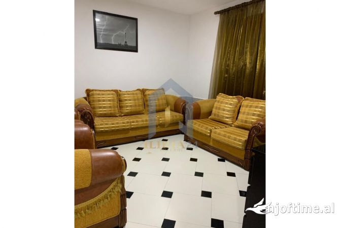 Shtepi me qera 1+1 ne Tirane - 400 Euro