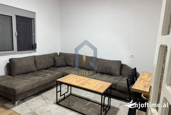 Shtepi me qera 1+1 ne Tirane - 400 Euro