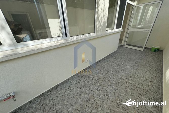 Shtepi me qera Apartament ne Tirane, 1+1, Mobilimi Pjeserisht e mobiluar, Pagesa 500  Euro.