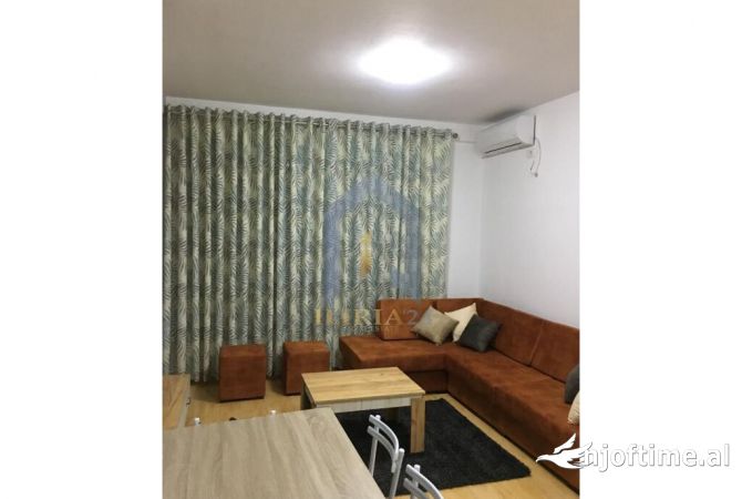 Shtepi me qera 2+1 ne Tirane - 600 Euro