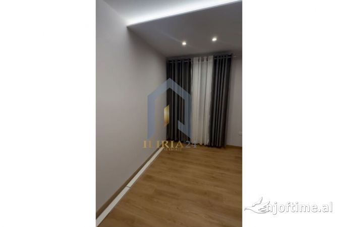 Shtepi ne shitje 2+1 ne Tirane - 180,000 Euro