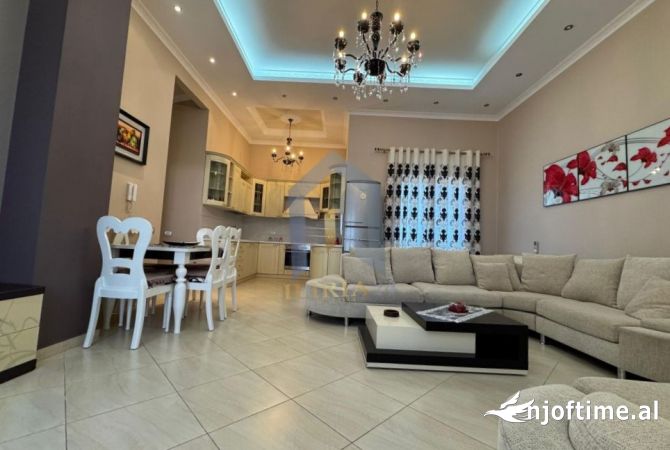 Casa in affitto 2+1 a Tirana - 800 Euro