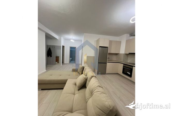 Shtepi me qera 2+1 ne Tirane - 600 Euro