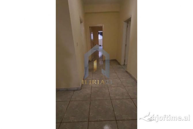 Shtepi ne shitje 2+1 ne Tirane - 260,000 Euro