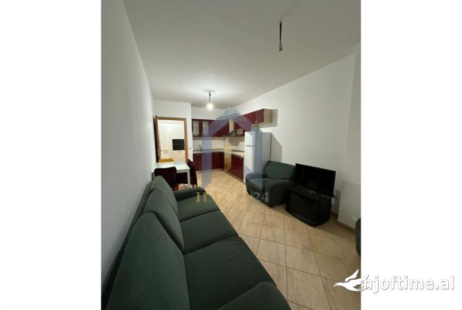 Shtepi me qera 1+1 ne Tirane - 400 Euro