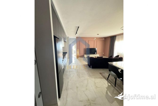 Shtepi me qera 1+1 ne Tirane - 800 Euro