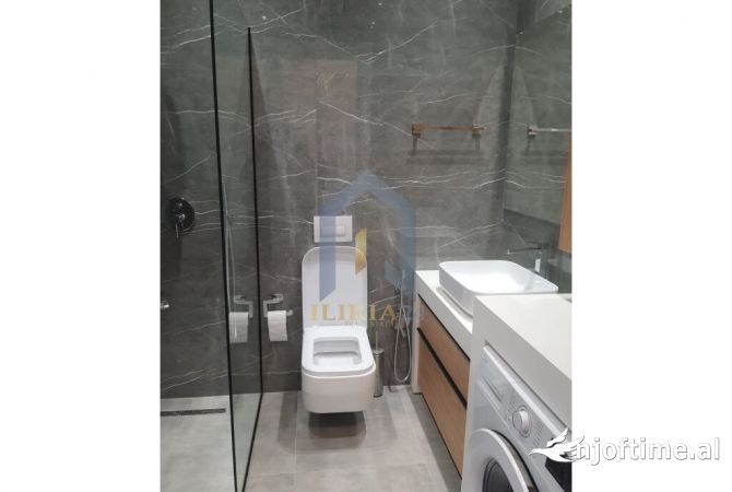 Shtepi me qera Apartament ne Tirane, 2+1, Mobilimi E mobiluar, Pagesa 1,000  Euro.