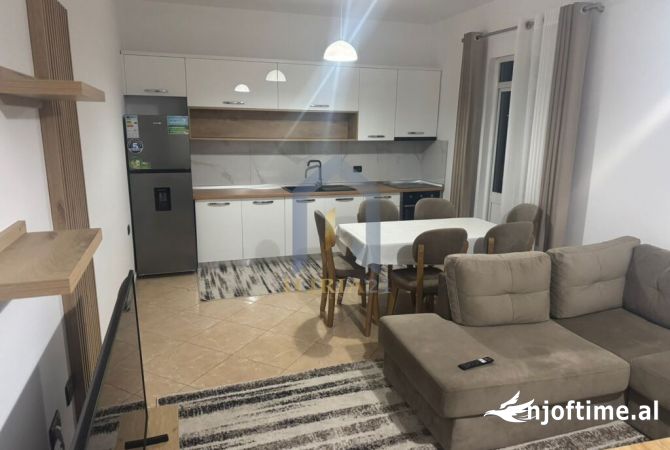 Shtepi me qera 1+1 ne Tirane - 500 Euro