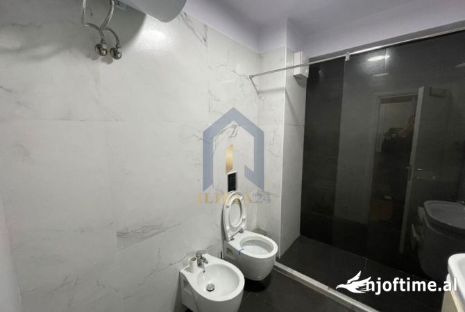 Shtepi me qera Apartament ne Tirane, 1+1, Mobilimi E mobiluar, Pagesa 500  Euro.