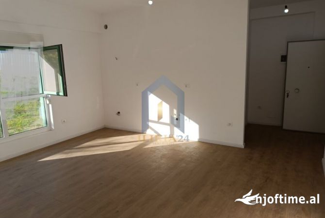 Shtepi me qera Garsoniere ne Tirane - 255 Euro