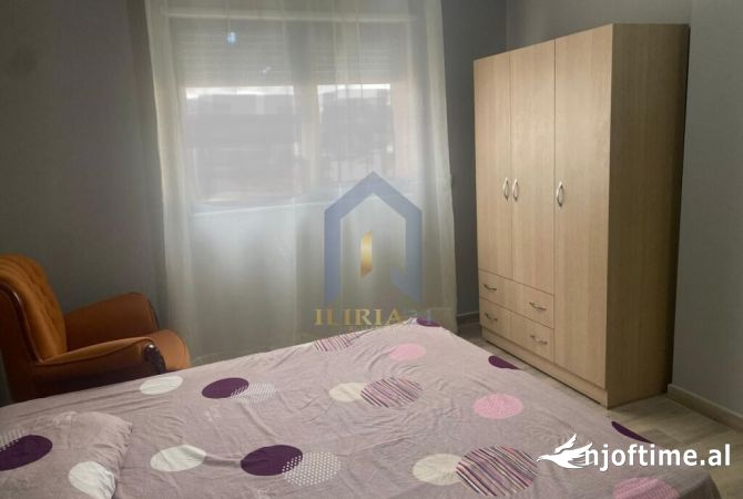 Shtepi ne shitje Apartament ne Tirane, 2+1, Mobilimi E mobiluar, Pagesa 139,000  Euro.