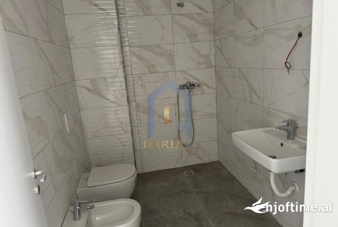 Shtepi me qera 1+1 ne Tirane - 450 Euro