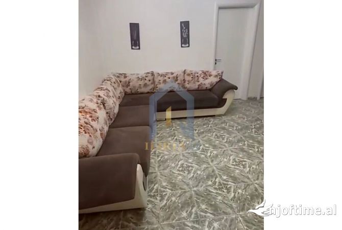 Shtepi me qera 2+1 ne Tirane - 550 Euro