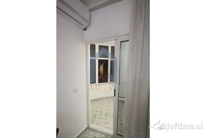 Shtepi me qera Apartament ne Tirane, 2+1, Mobilimi E mobiluar, Pagesa 550  Euro.