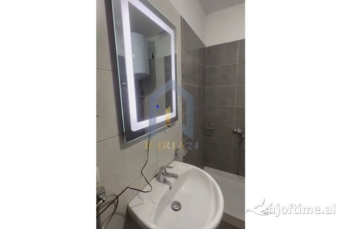 Shtepi me qera Apartament ne Tirane, 2+1, Mobilimi E mobiluar, Pagesa 550  Euro.