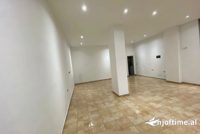 Ambient biznesi me qera 1+1 ne Tirane - 300 Euro