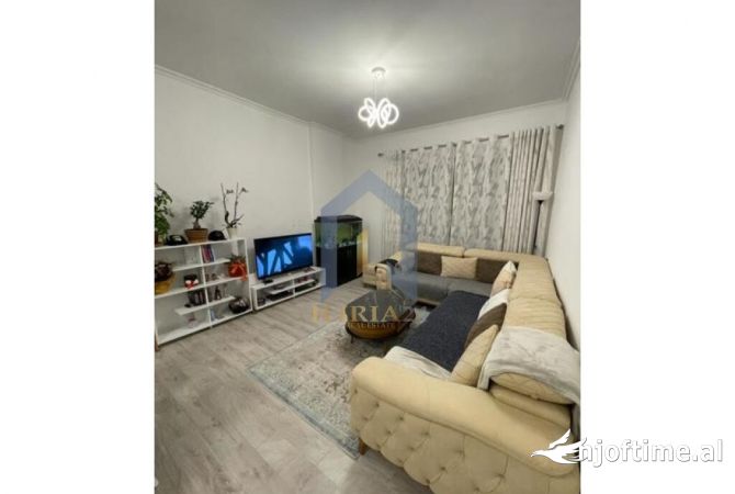Shtepi me qera 1+1 ne Tirane - 650 Euro