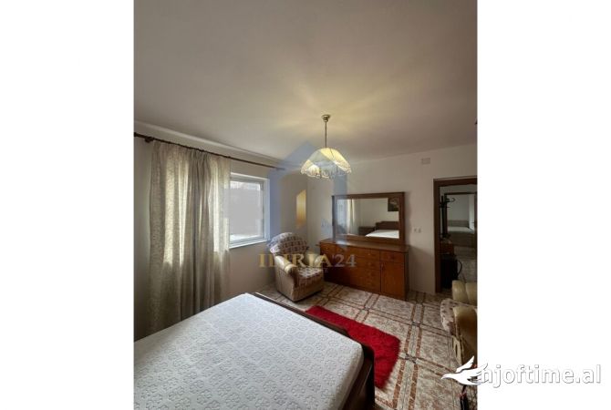 Shtepi me qera 3+1 ne Tirane - 550 Euro