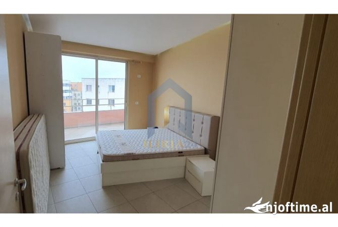 Shtepi me qera Apartament ne Tirane, 2+1, Mobilimi E mobiluar, Pagesa 550  Euro.