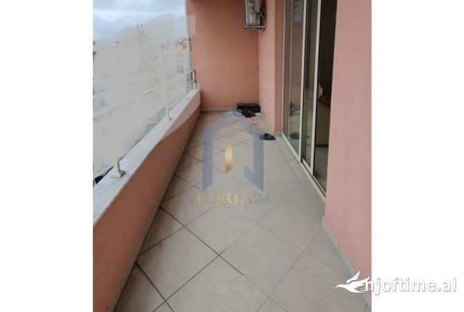 Shtepi me qera 2+1 ne Tirane - 550 Euro